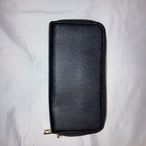 Black wallet